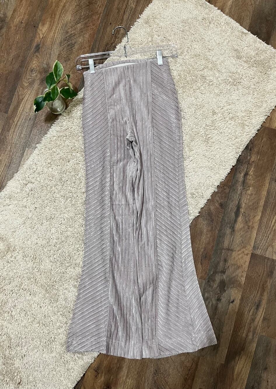 Free People XS Purple Velvet Ribbed Chevron Vertical Seam High-Rise Flare Pants
